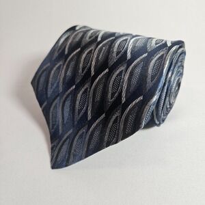 Gianfranco Ruffini 100% Silk Made in USA Tie Mens Geometric Print‎ 4" x 56.5"